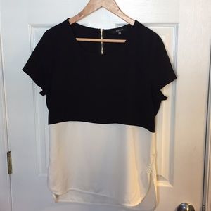 NWOT Black/White Colorblock Blouse